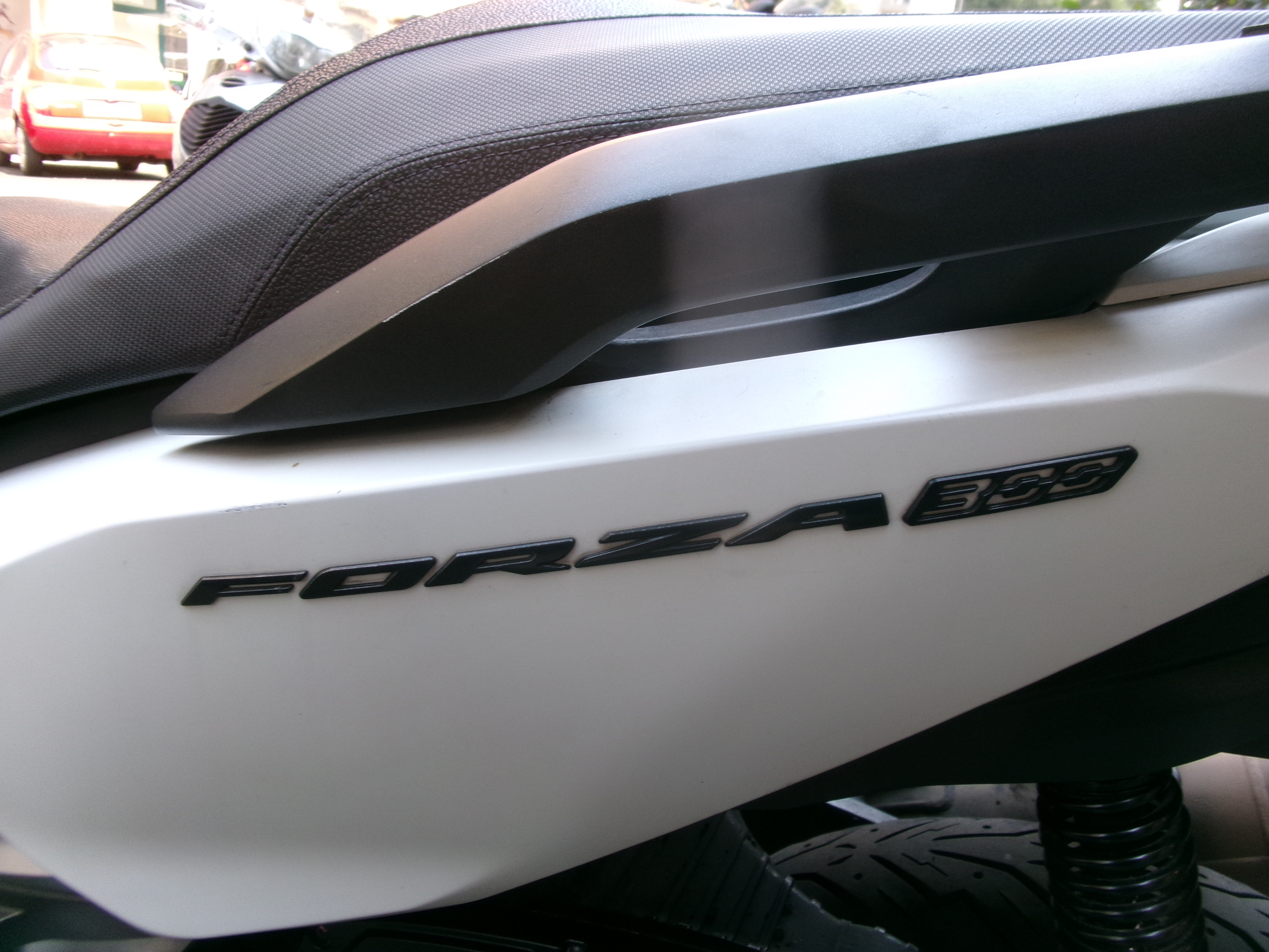 HONDA FORZA 300 ABS foto 4