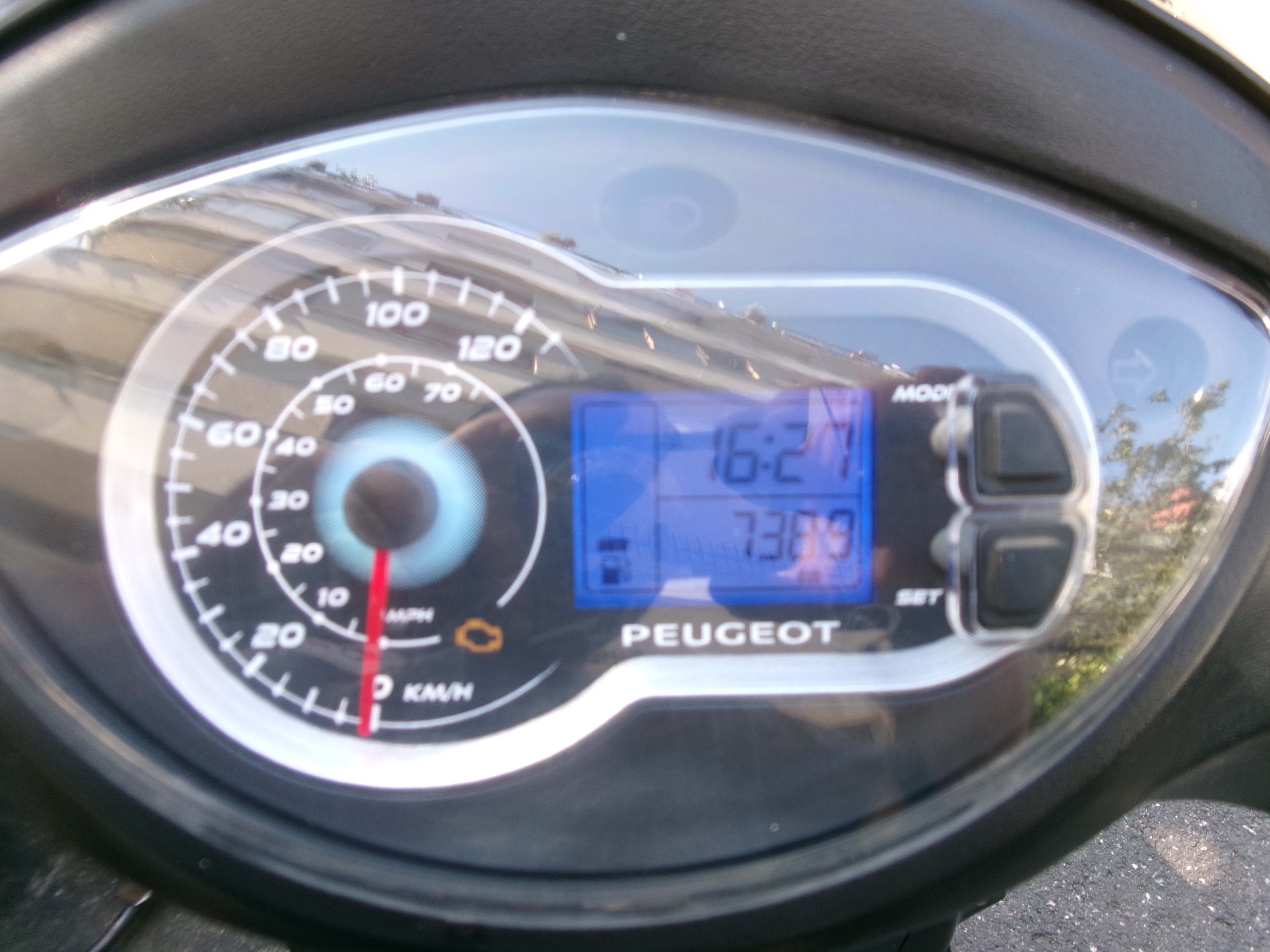 PEUGEOT TWEET 125 foto 5
