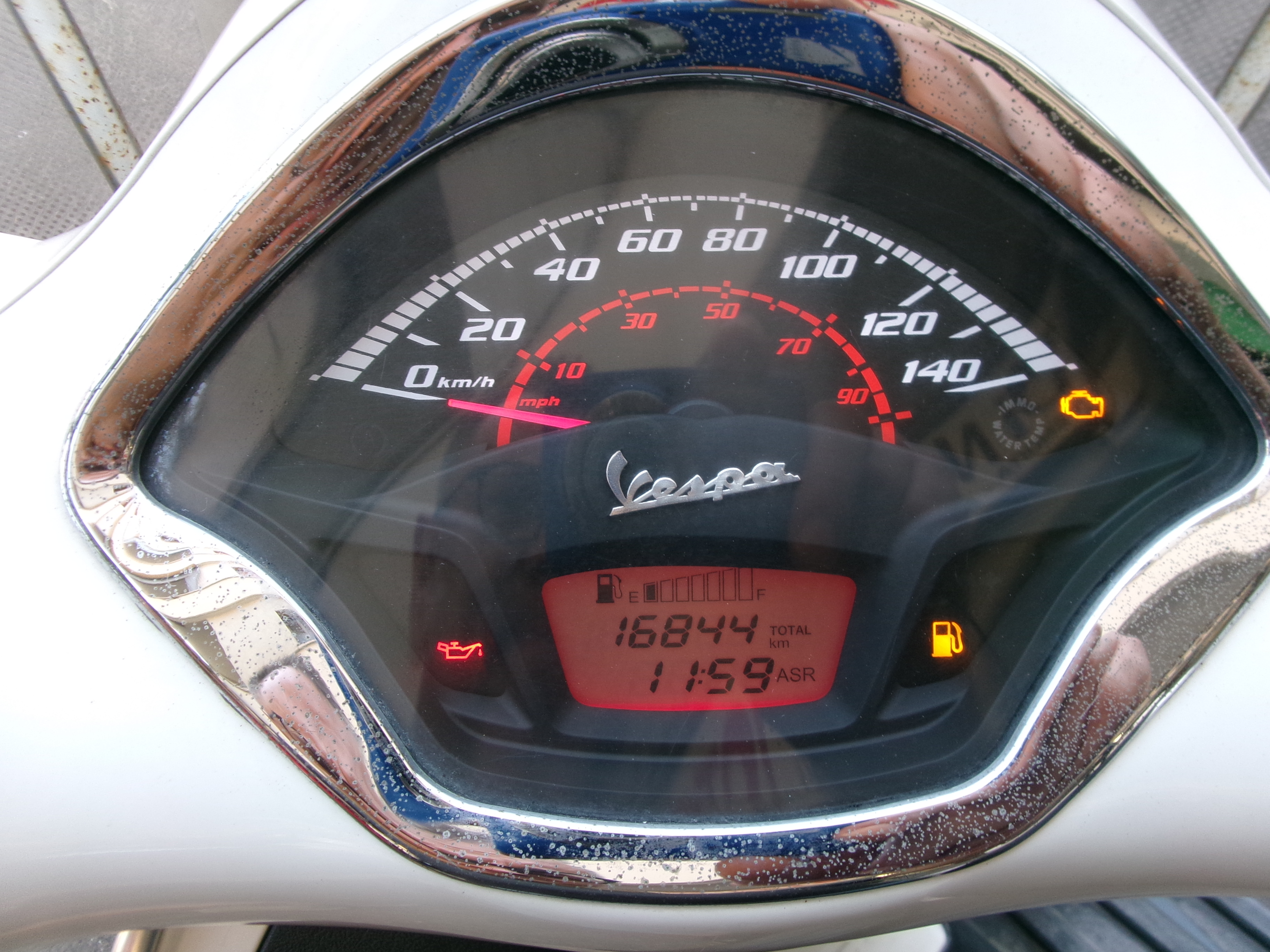PIAGGIO VESPA 300 GTS foto 5